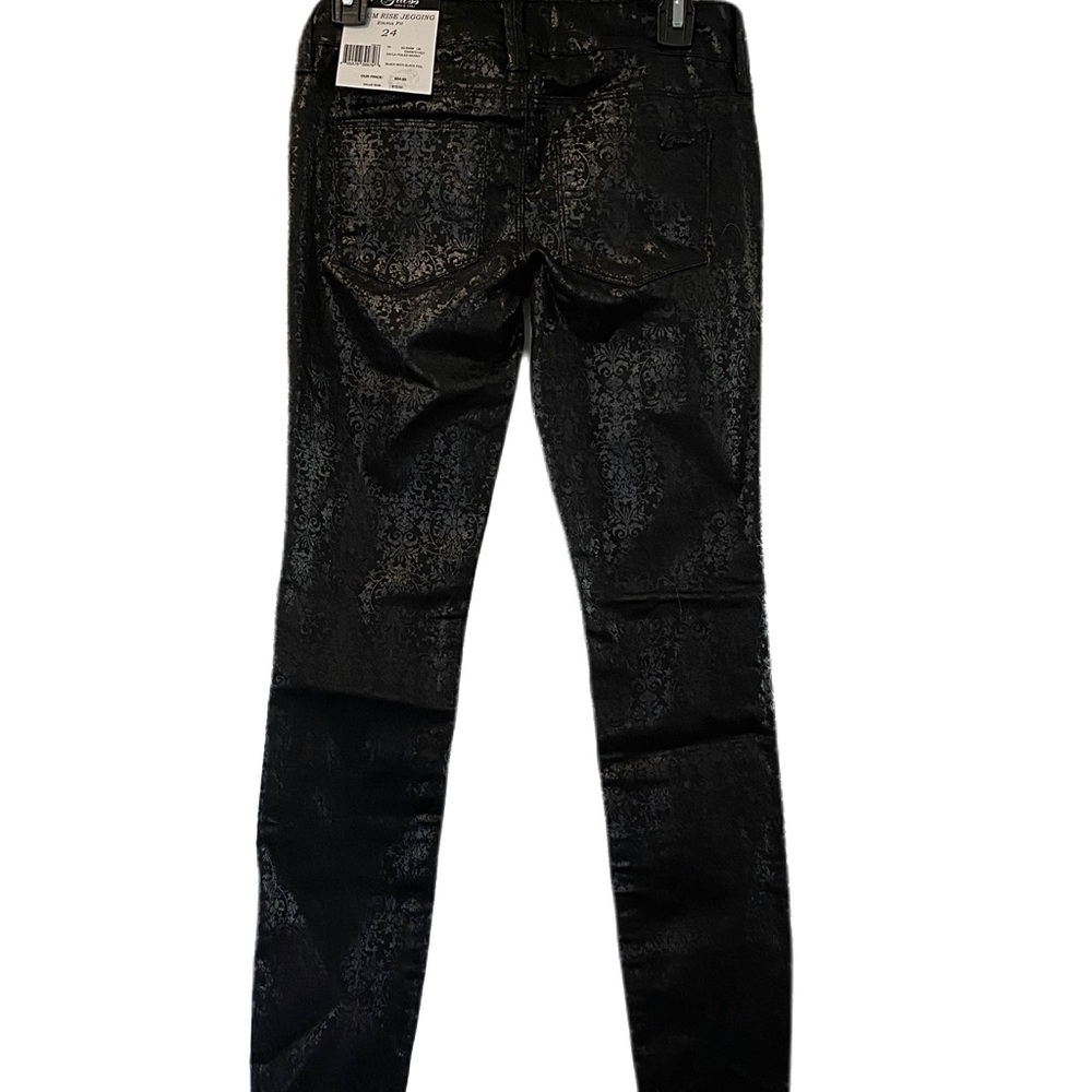 Black Foil with Design Skinny Jeggings - Picture 9 of 15